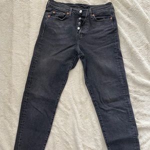 High rise black levi’s